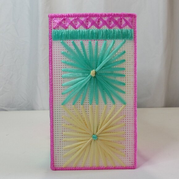 Raffia Ribbon Plastic Canvas Tote Bag With Handles Spring/Summer Floral Design - Picture 3 of 10